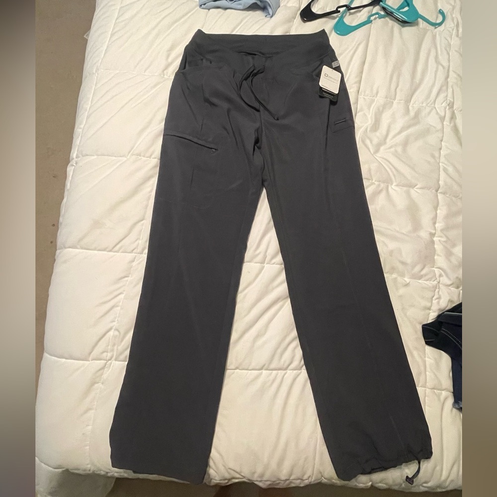 NWT Cherokee Infinity Scrub pants